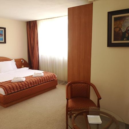 Venice Apartments โซเฟีย ภายนอก รูปภาพ