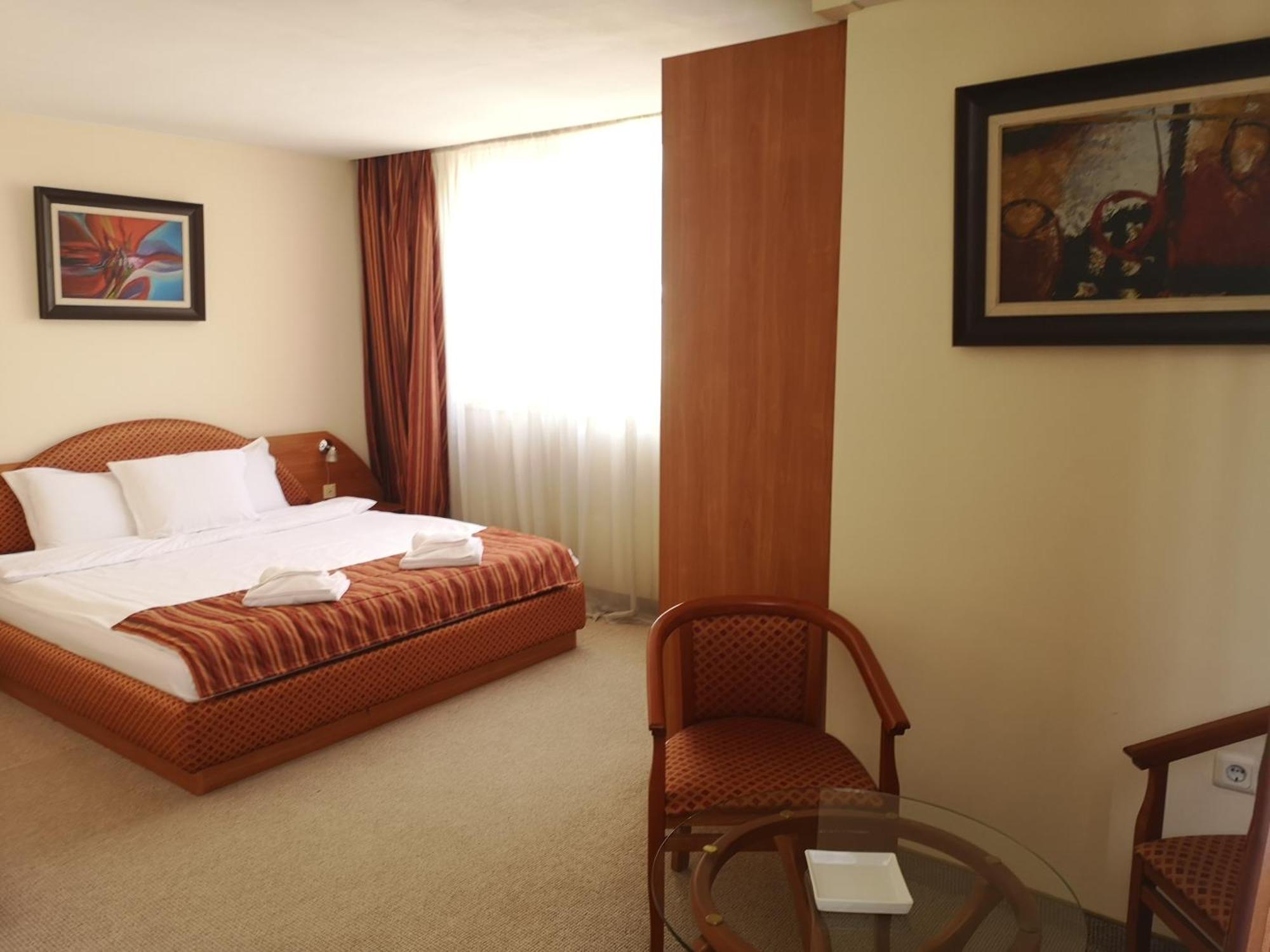 Venice Apartments โซเฟีย ภายนอก รูปภาพ